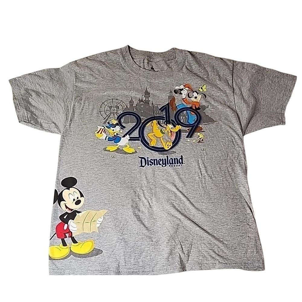Disneyland Resort‎ 2019 Mickey Donald Goofy Pluto Graphic T Shirt Size L